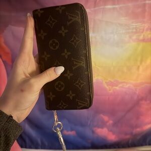 Louis Vuitton Monogram Zip-Around Wallet in Dark Brown